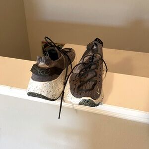 Nike Women’s Space Hippie 04 dark grey